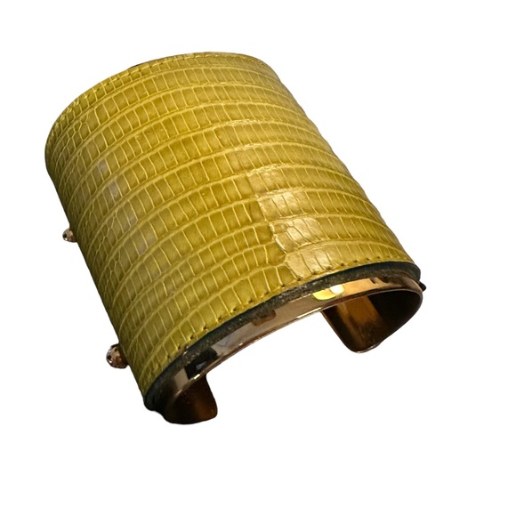 Yves, Saint Laurent Ombre Chartruese Cuff bracelet - Picture 2 of 10